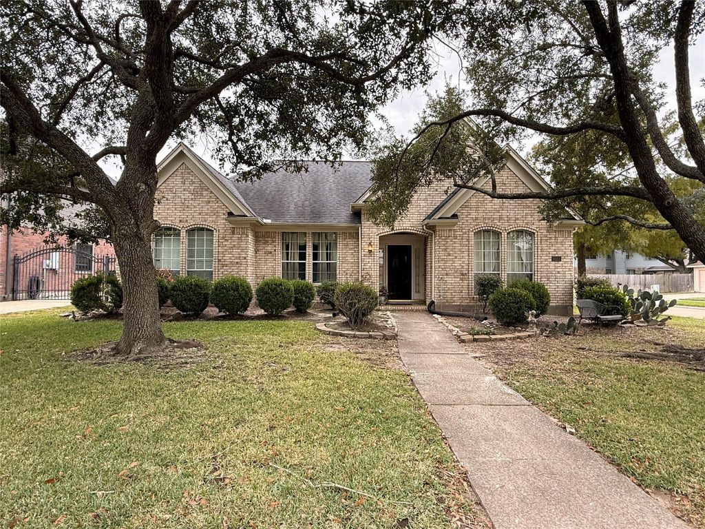 Photo of 12727 Magnolia Leaf Street, Houston, TX 77065 (MLS # 21461040)