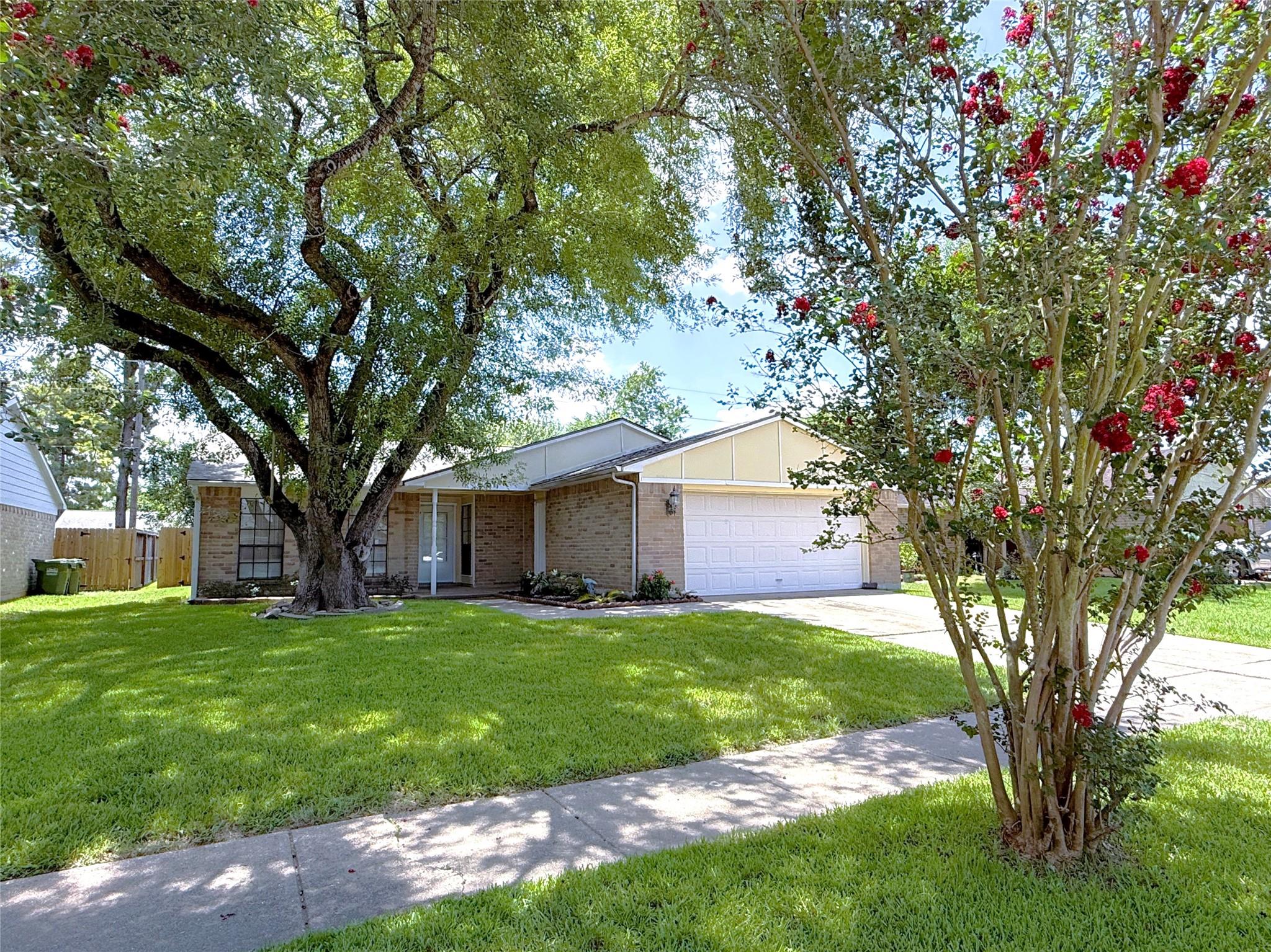 7526 Goldfinch Drive