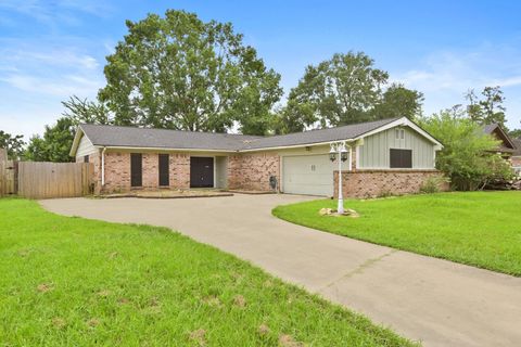 Photo of 3910 Wintergreen Drive, Humble, TX 77396 (MLS # 76254091)