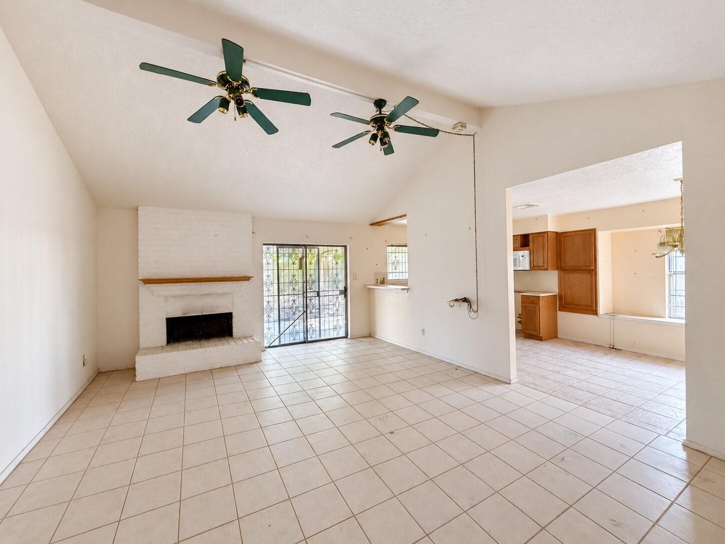 7806 Peacock Park