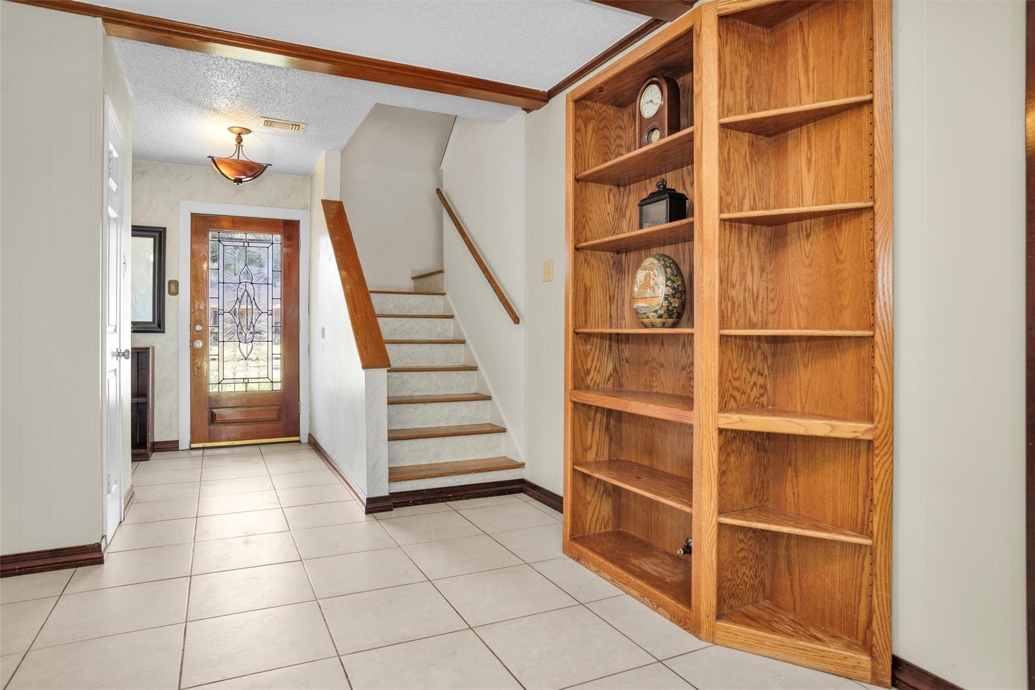 1102 Mosher Lane
