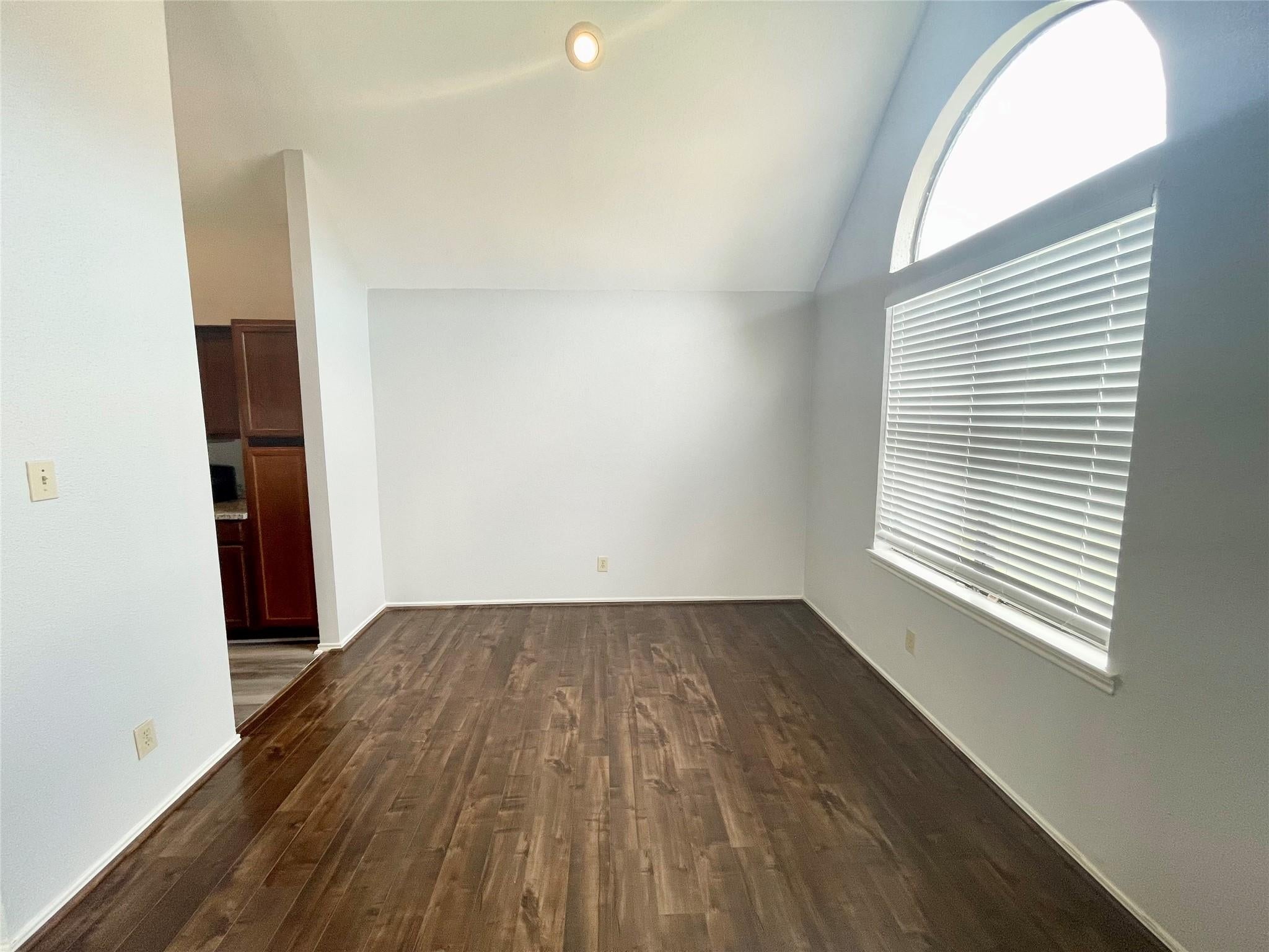 14550 Fonmeadow Drive 806