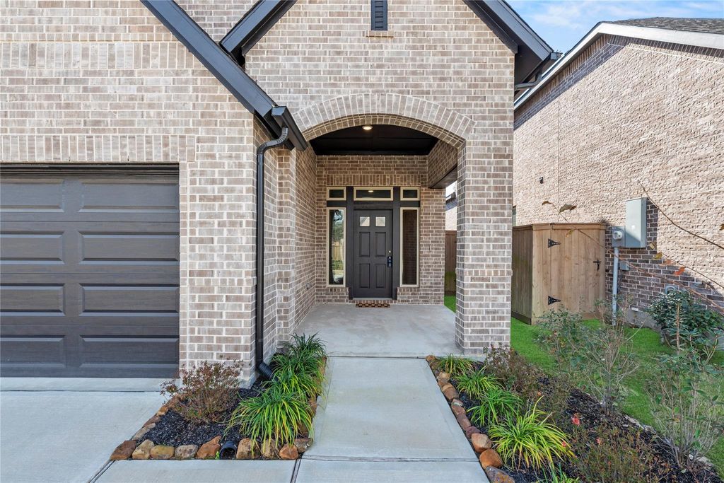 Photo of 7330 Lake Arrowhead Lane, Porter, TX 77365 (MLS # 60932265)