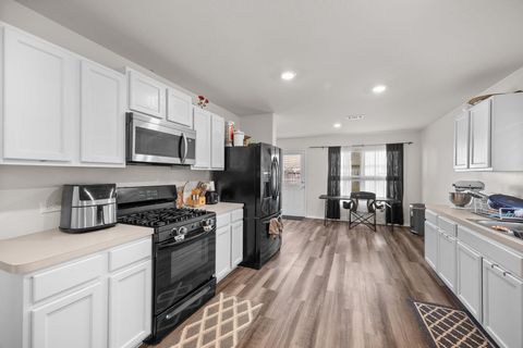 Photo of 10410 Winter Orchid Way, Houston, TX 77016 (MLS # 62232904)