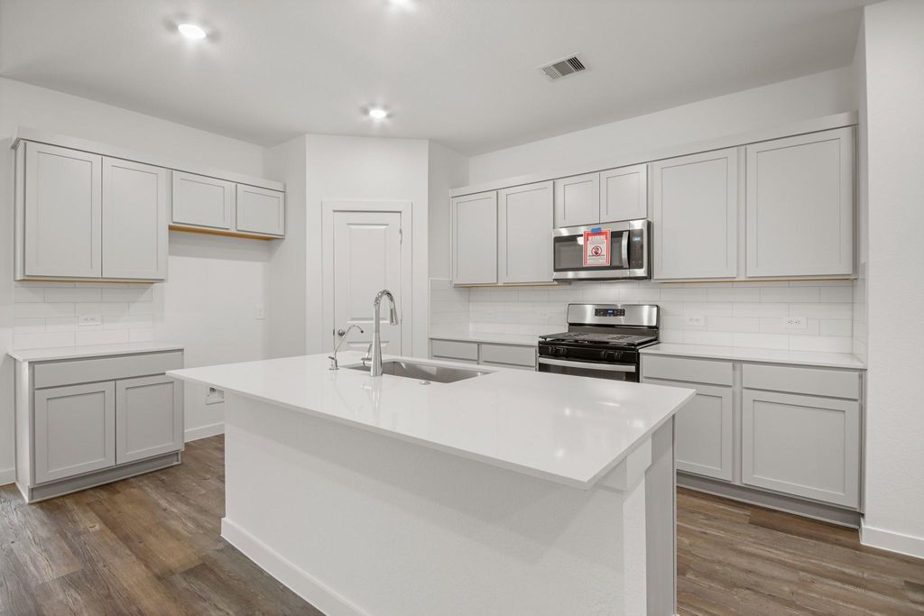 Photo of 15743 Garden Ridge Drive, Montgomery, TX 77316 (MLS # 98490850)