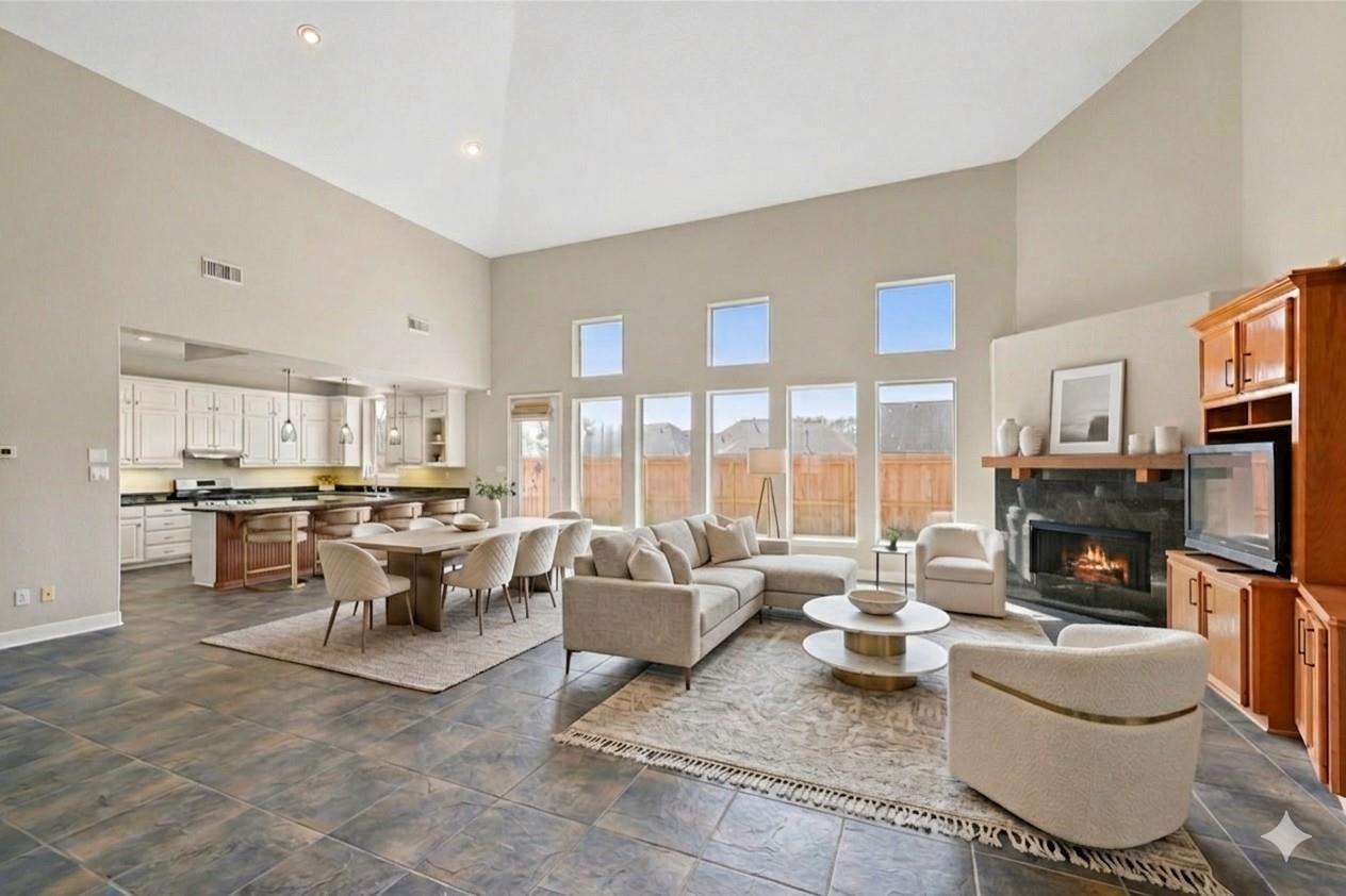 412 Live Oak Lane
