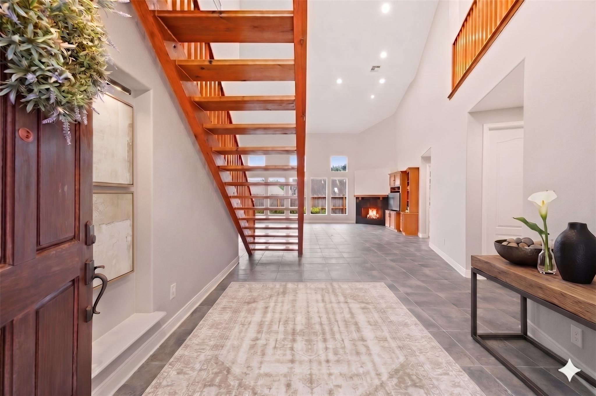 412 Live Oak Lane