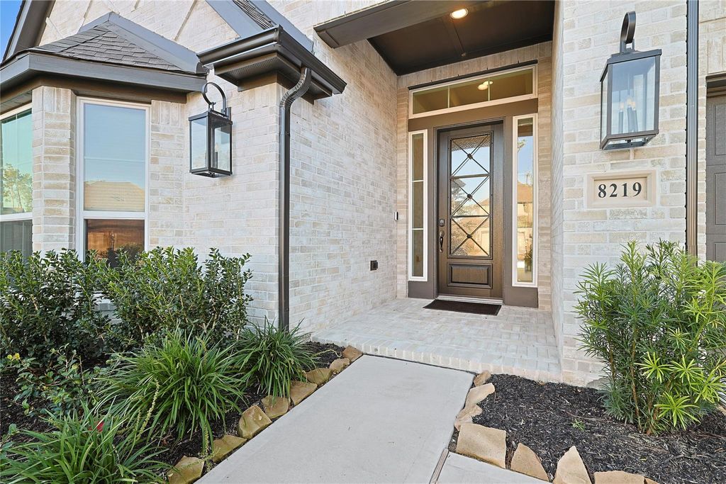 Photo of 8219 Mount Washburn Lane, Porter, TX 77365 (MLS # 13771565)