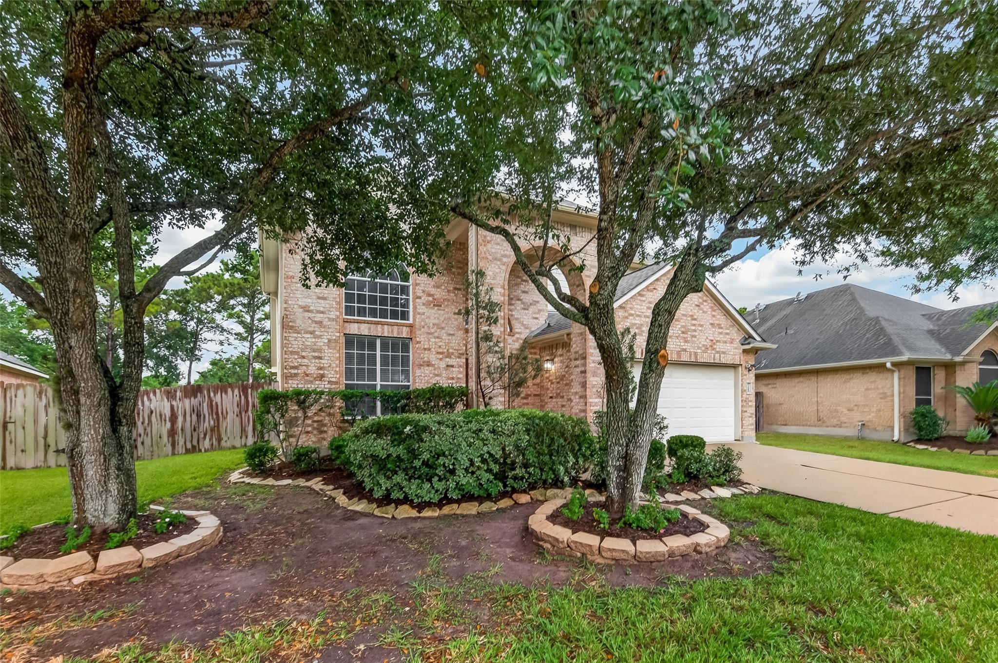 2322 Diamond Springs Drive