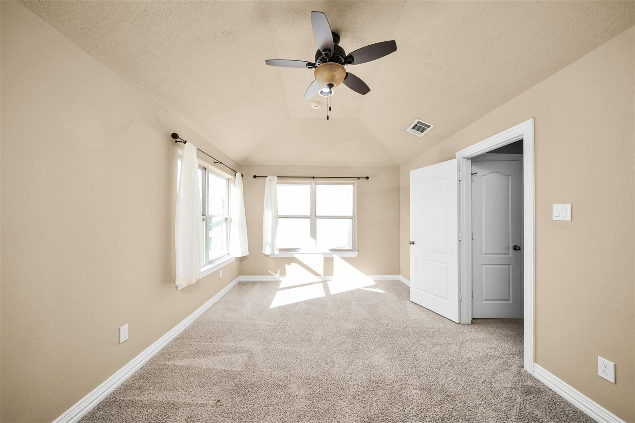 13403 Preston Cliff Court