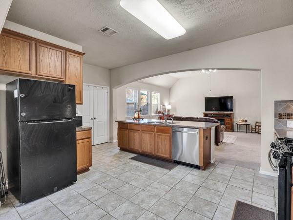 13622 Kodiak Brown Bear Street