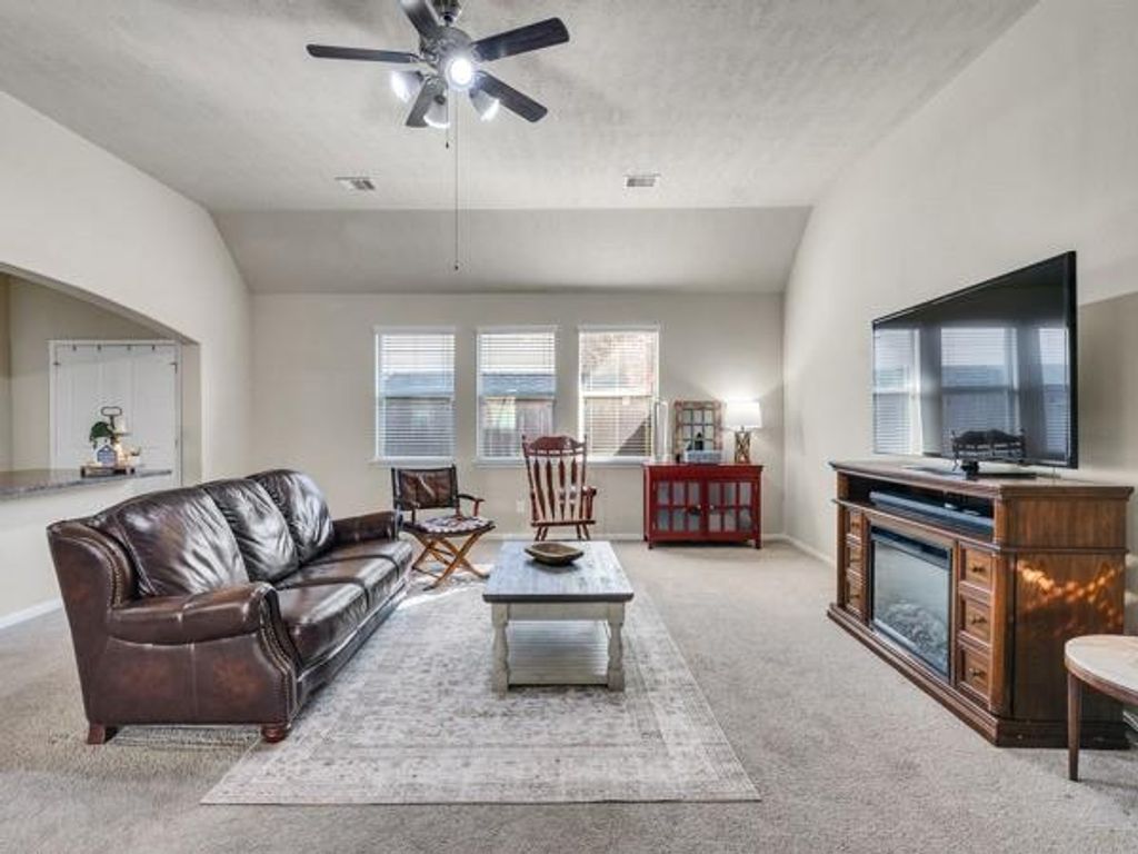 Photo of 13622 Kodiak Brown Bear Street, Crosby, TX 77532 (MLS # 86300927)