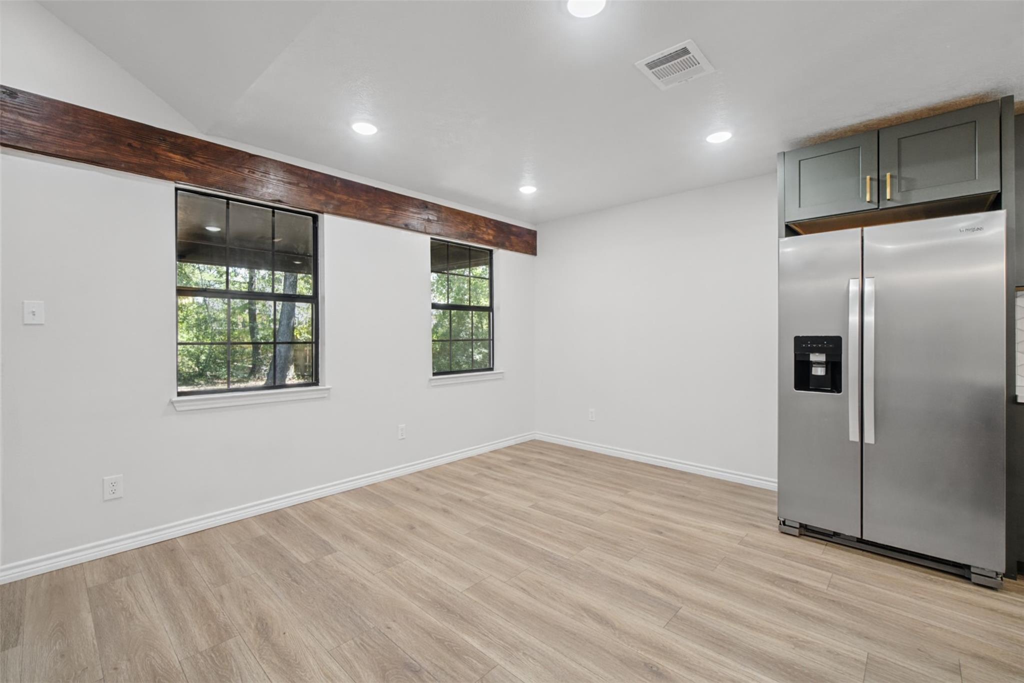 118 N Village Cove Loop