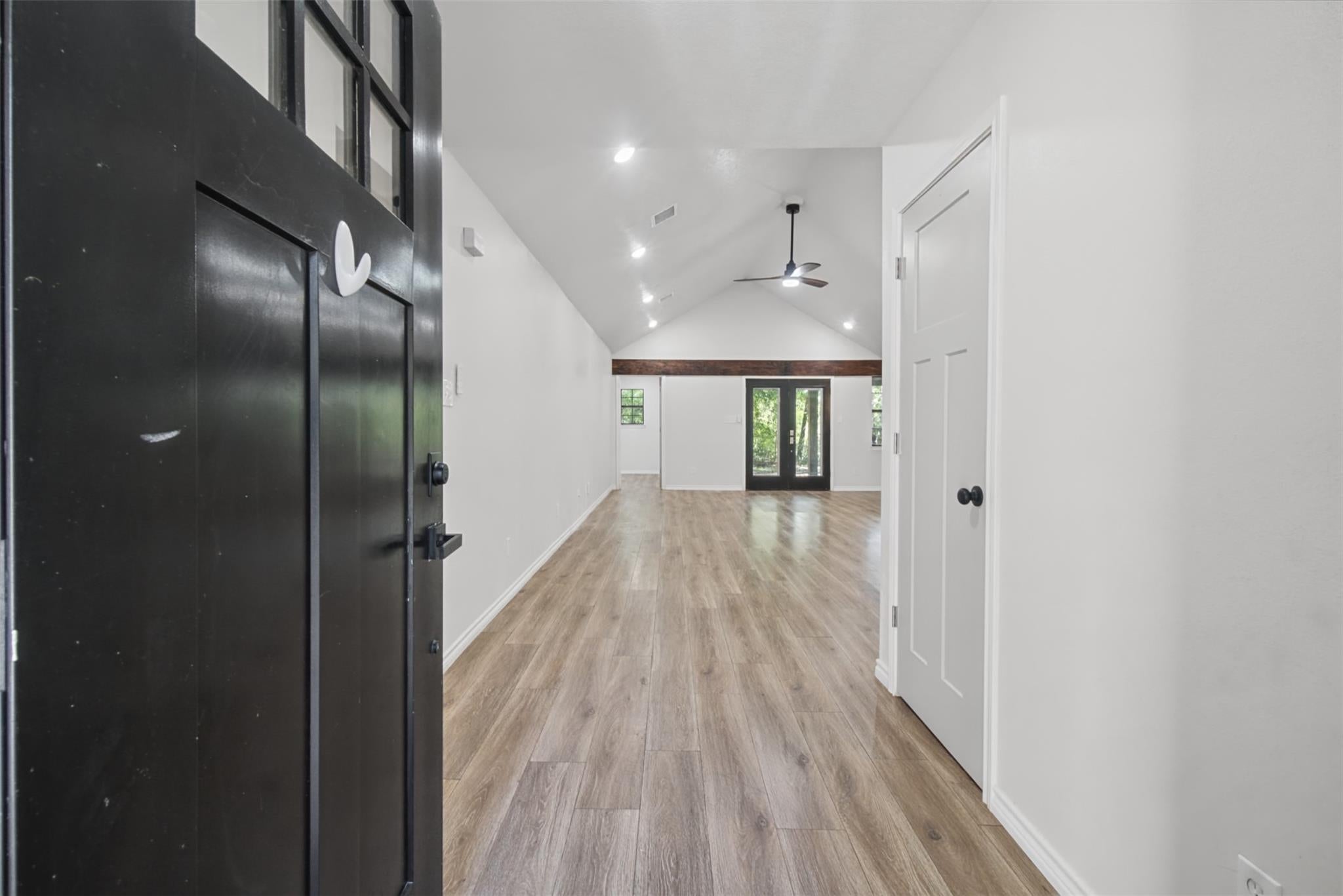 118 N Village Cove Loop