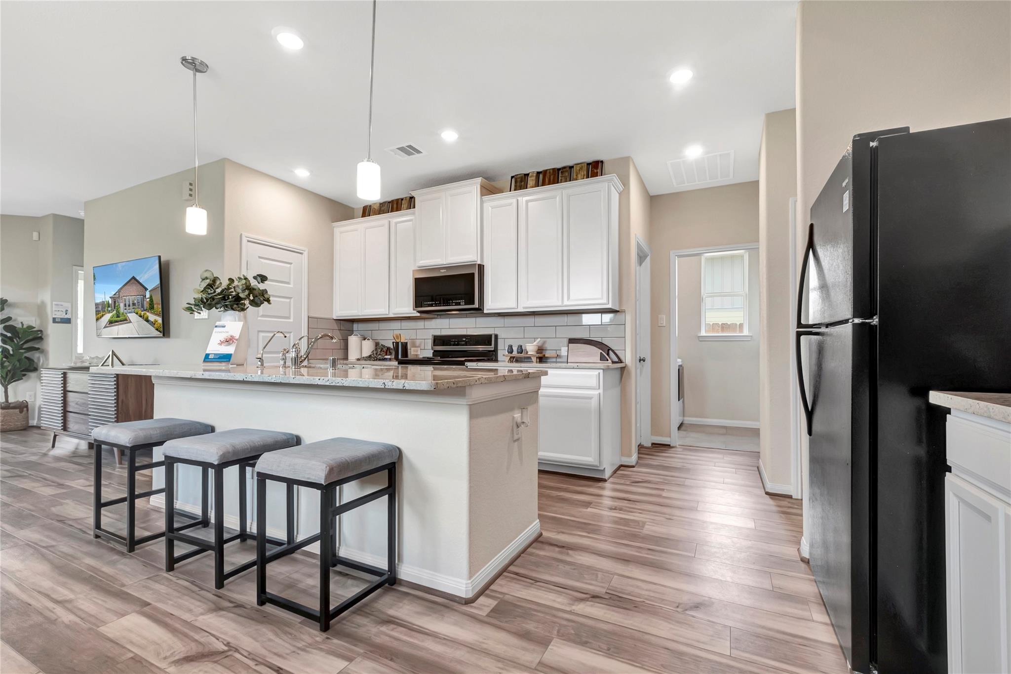 6804 Hart Oak Land