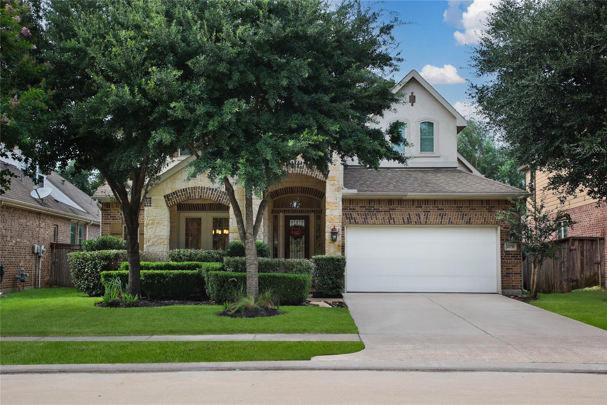 28730 Maple Red Drive