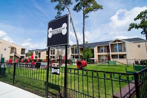 Photo of 424 S Bender Avenue #309, Humble, TX 77338 (MLS # 78785208)