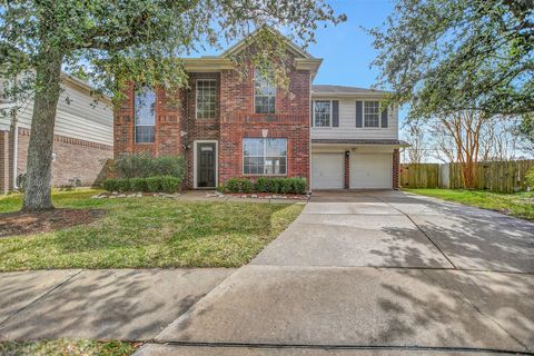 Photo of 2939 Sailors Moon Drive, Friendswood, TX 77546 (MLS # 38407800)