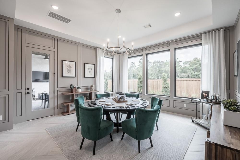 10827 Rosary Pea Lane