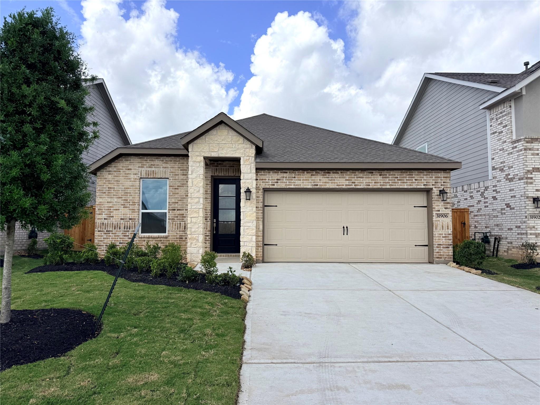 31906 Blossom Lane