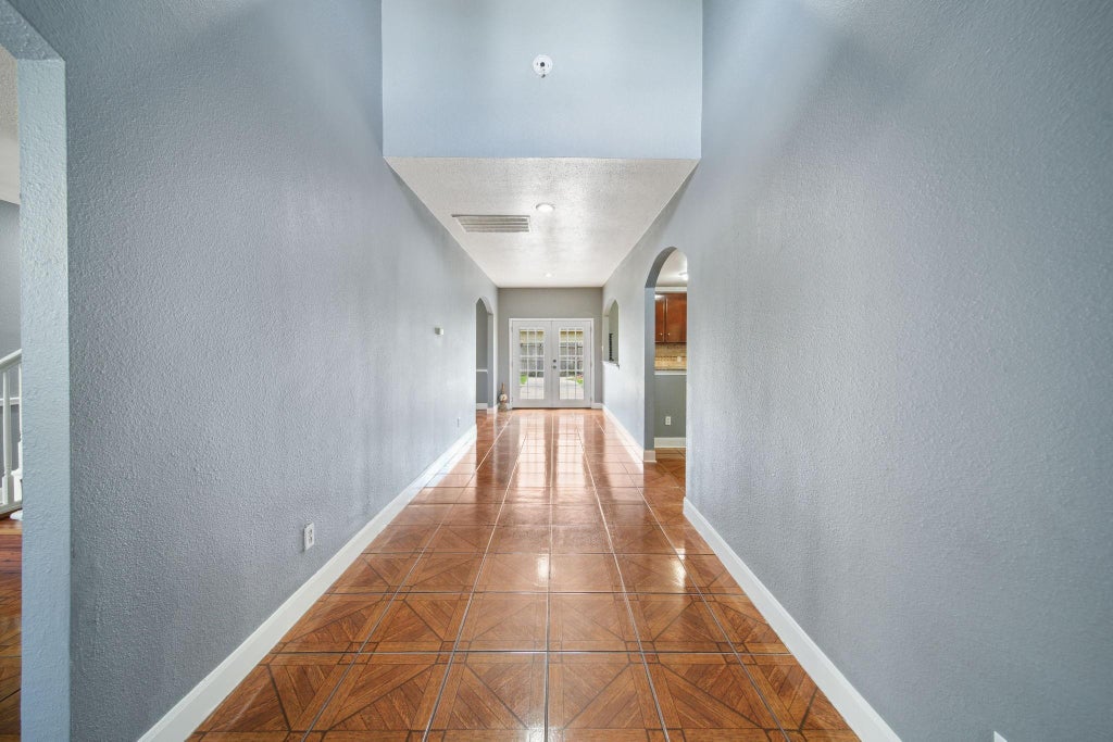 Photo of 11642 Borderwood Drive, Houston, TX 77013 (MLS # 33472557)