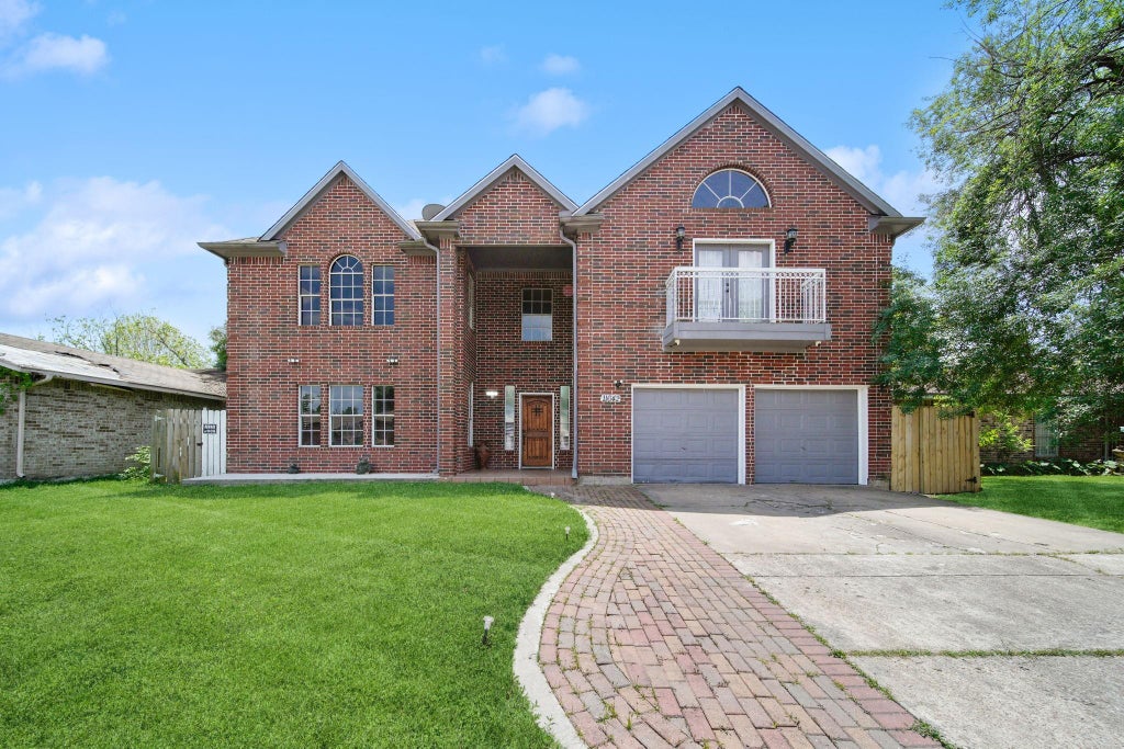 Photo of 11642 Borderwood Drive, Houston, TX 77013 (MLS # 33472557)