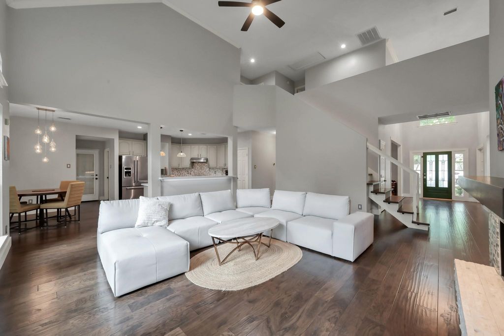Photo of 78 N Peaceful Canyon Circle, The Woodlands, TX 77381 (MLS # 84510192)