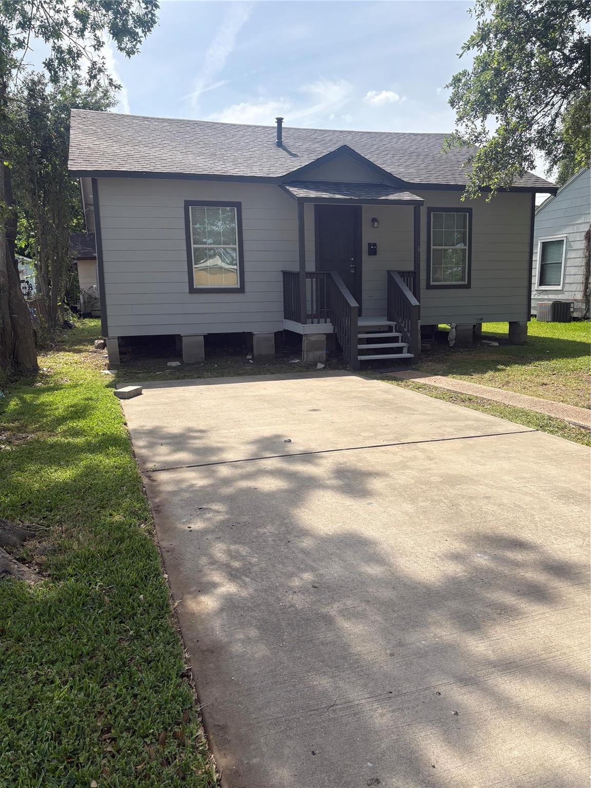 604 A Randall Street