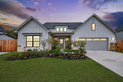 Photo of 12015 Rockview Drive, Conroe, TX 77306 (MLS # 5348288)