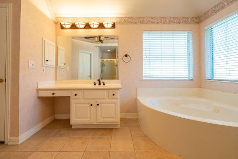 Tiny photo for 12502 Boxwood Way Lane, Houston, TX 77041 (MLS # 61618878)