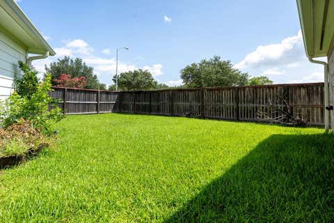 Tiny photo for 12502 Boxwood Way Lane, Houston, TX 77041 (MLS # 61618878)