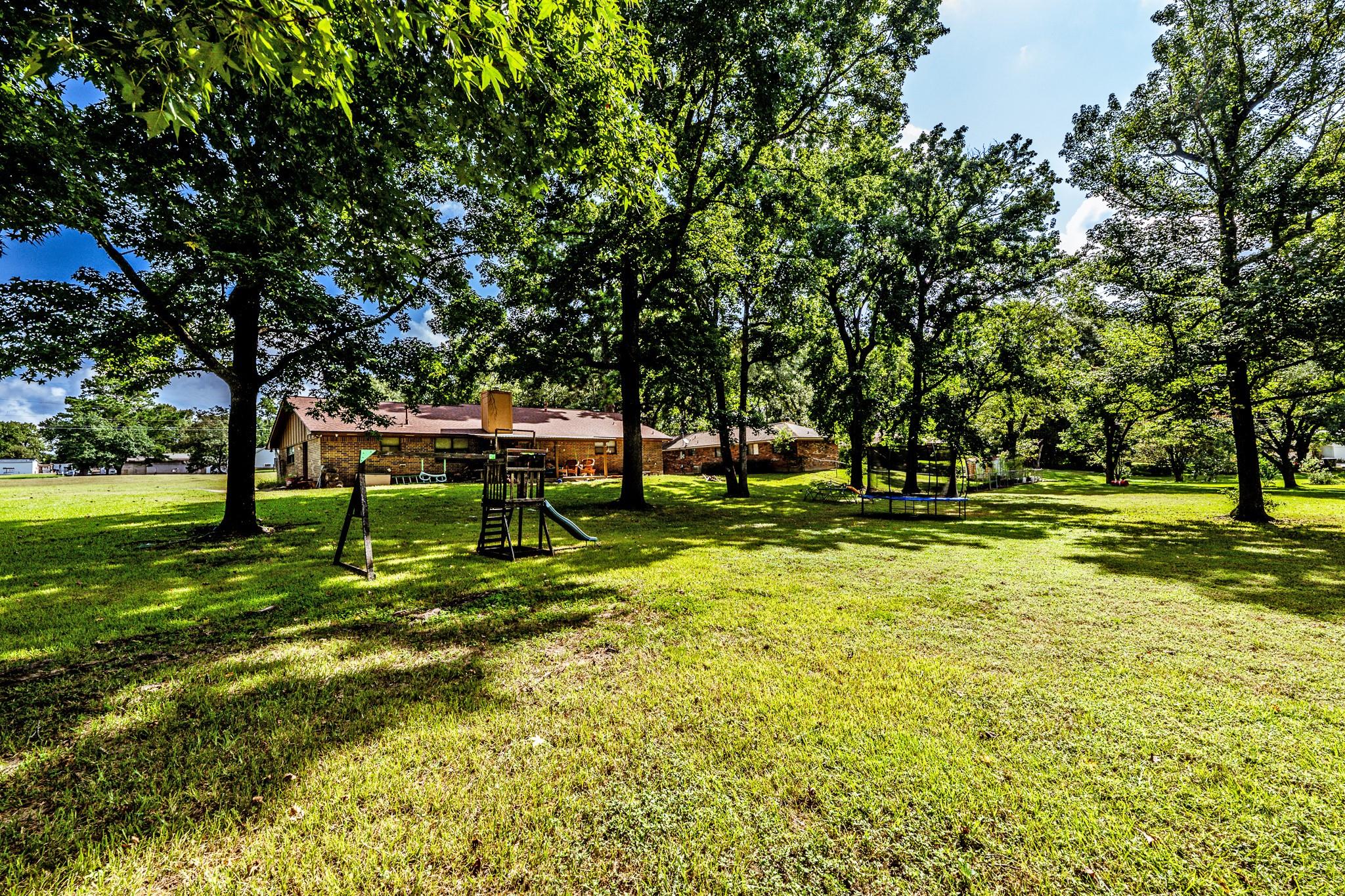 3304 Parr Dr