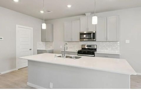 623 Sand Dollar Drive Kemah TX 77565