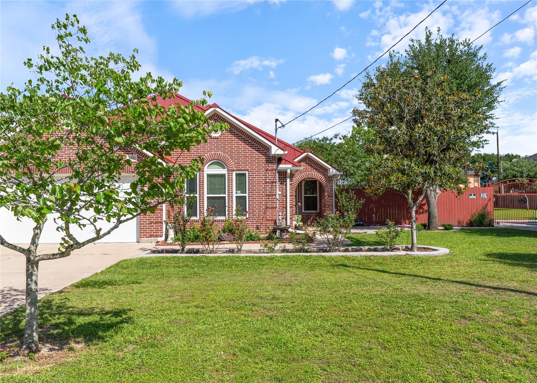 2610 School Street