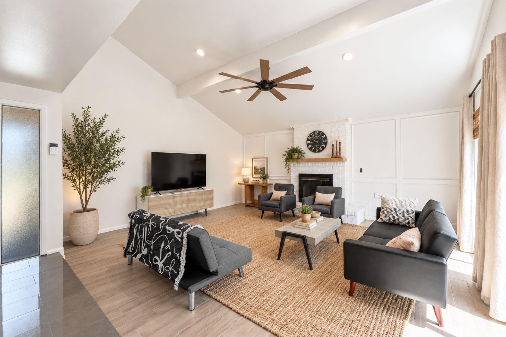 11535 Ella Lee Lane