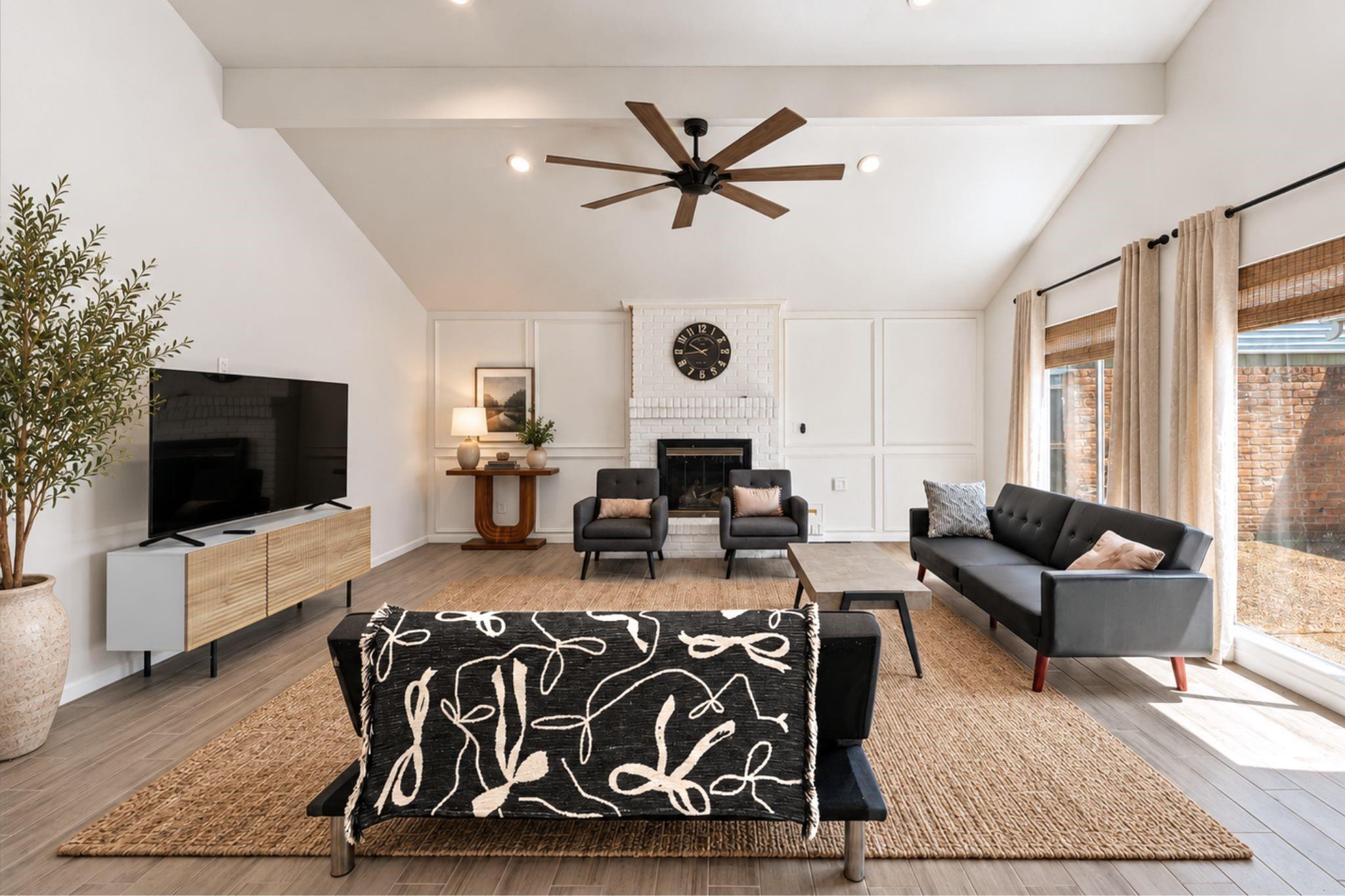 11535 Ella Lee Lane