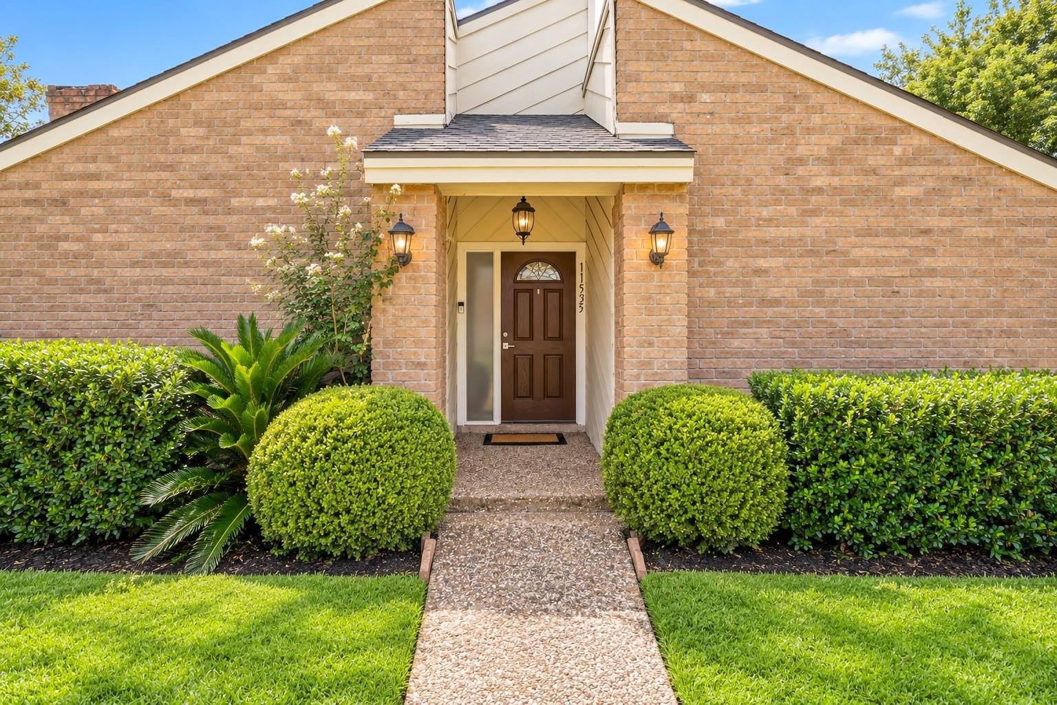 11535 Ella Lee Lane