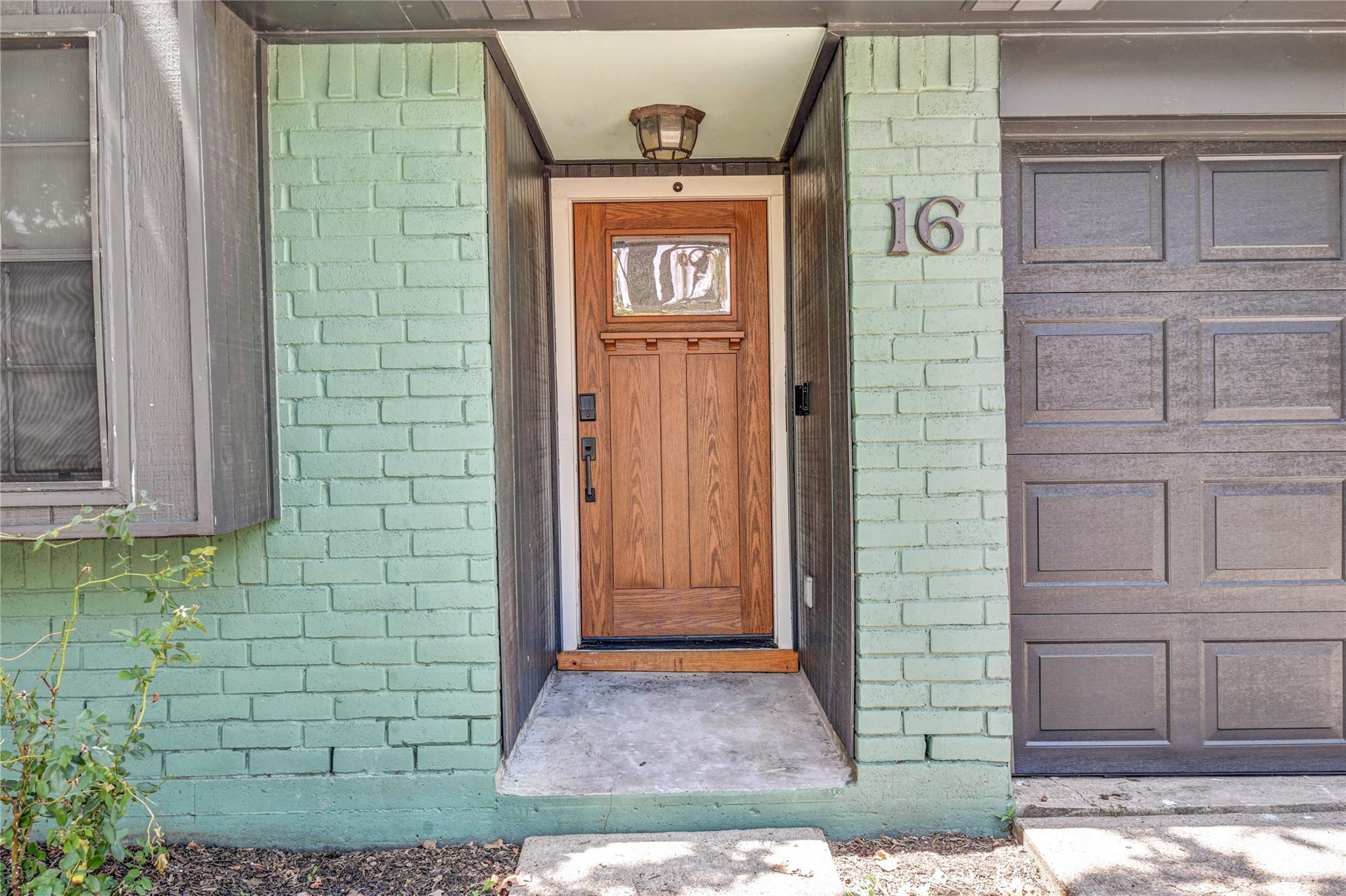 16 Ranch House Loop
