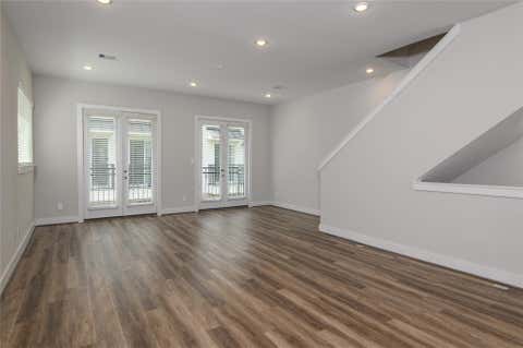 Photo of 1274 N Post Oak Road #B, Houston, TX 77055 (MLS # 62805761)