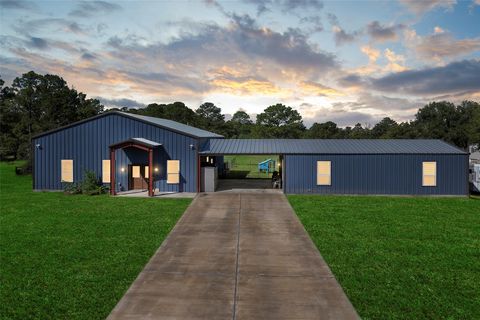 Homes For Sale - 1416 Avenue L<br/> Santa Fe, TX 77510