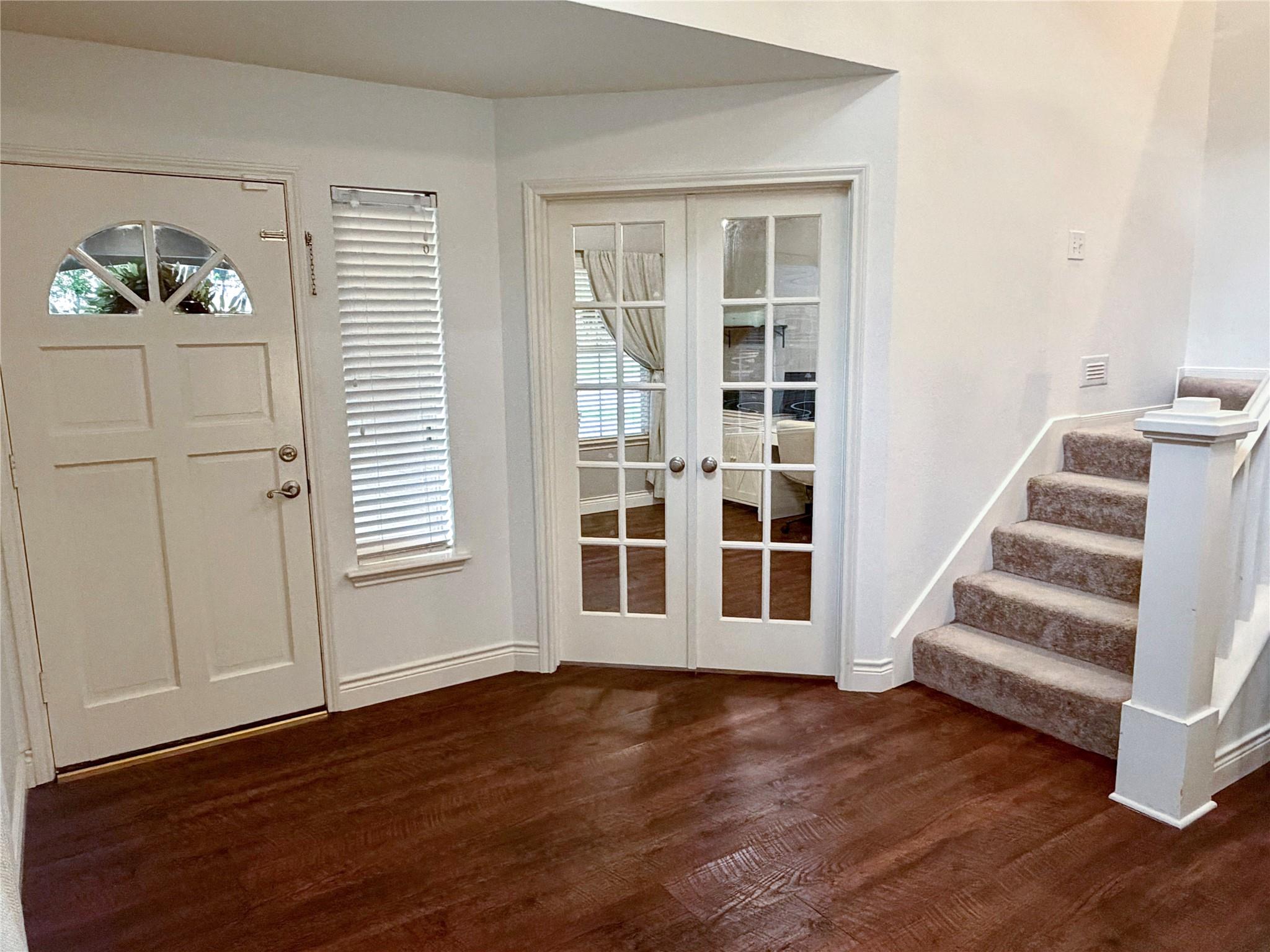 19 E New Avery Place