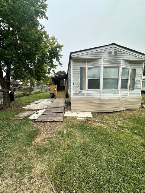 Photo of 8623 Bloombury Lane, Houston, TX 77064 (MLS # 96792458)