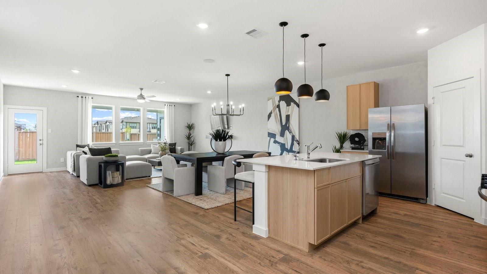 3559 Blue Mockingbird Street