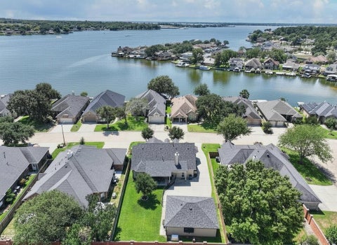 Photo of 13638 Lakeside Place Drive, Willis, TX 77318 (MLS # 44998041)