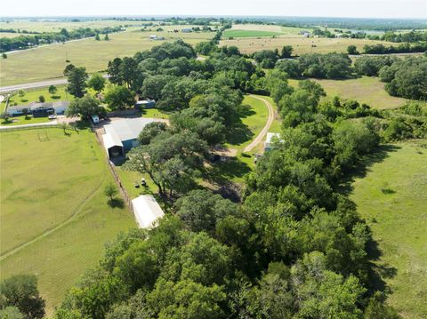 Photo of 0 S Us Highway 77, La Grange, TX 78945 (MLS # 69941325)