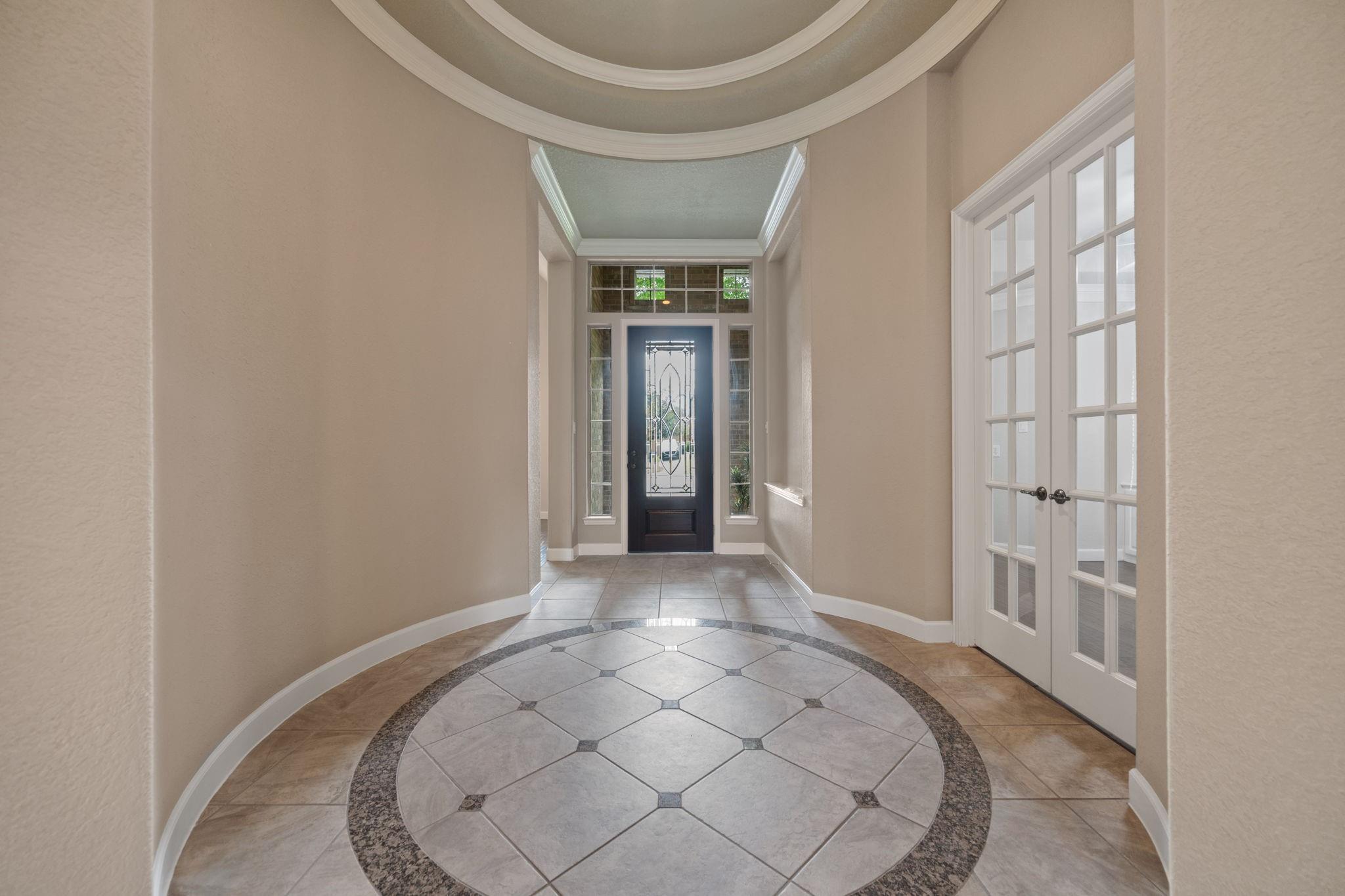6119 Peachtree Hill Court