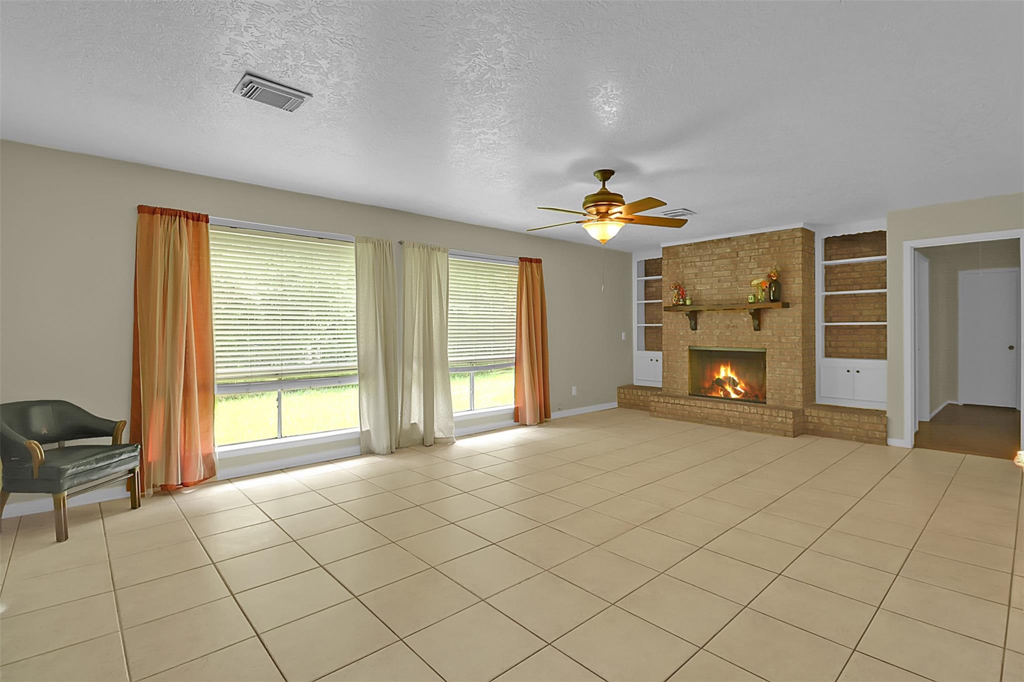 4205 Lariat Drive