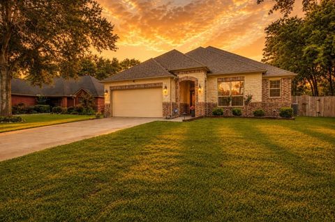 Photo of 12757 Virgo Drive, Willis, TX 77318 (MLS # 15675602)