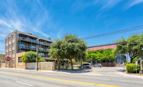 Condo For Rent - 831 S Flores Street #2201<br/> San Antonio, TX 78204
