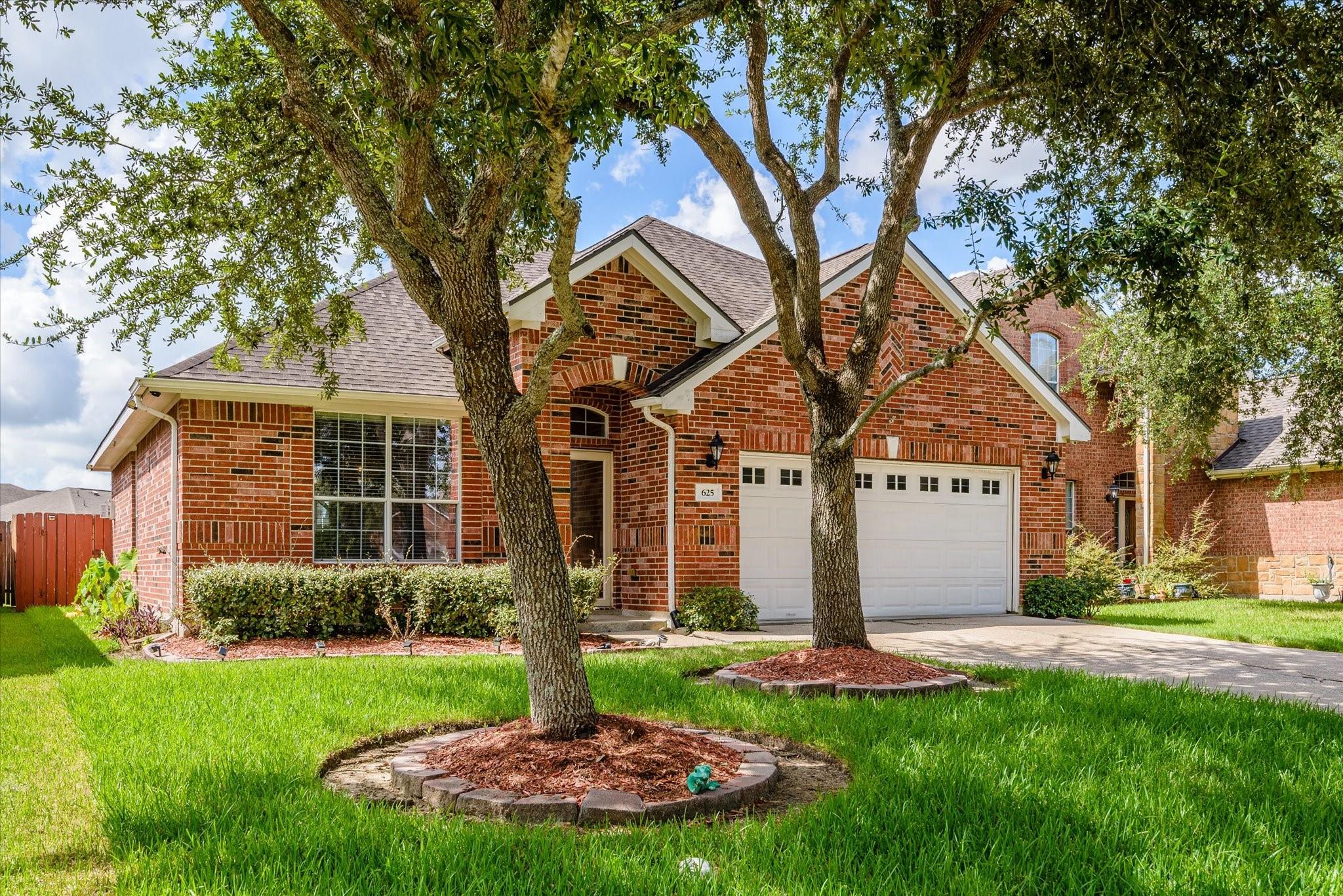 625 Laurelmist Lane